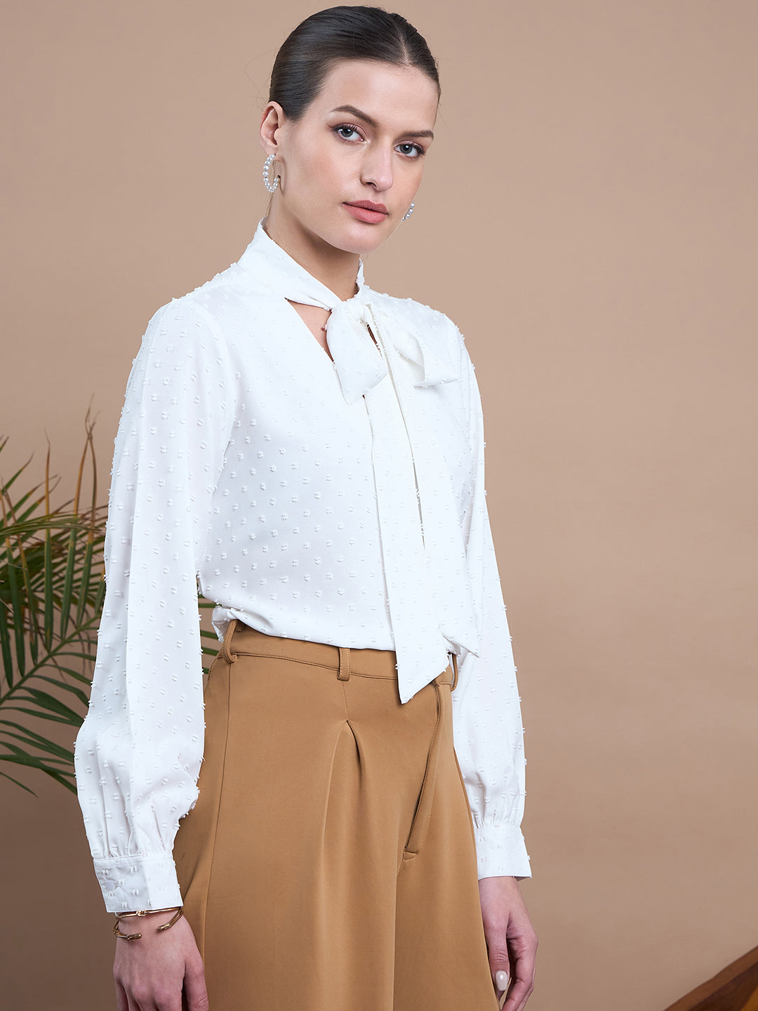 Noi Womens White Top With Neck Tie-Up
