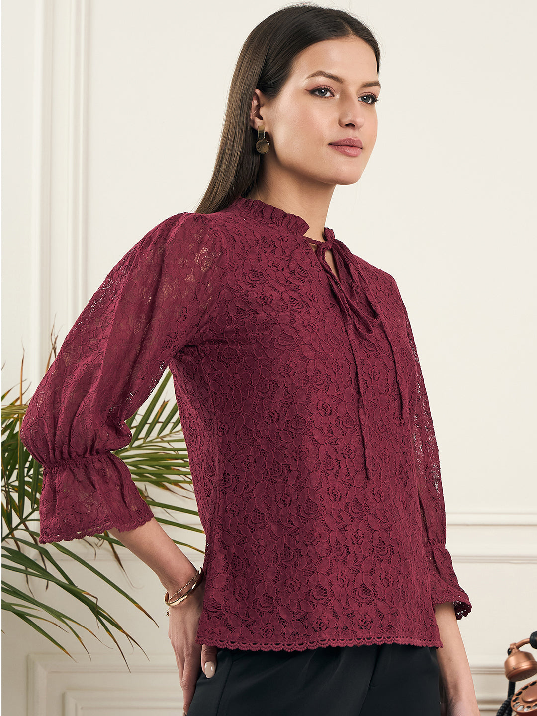 Noi Womens Lace Top With Three-Quarter Sleeves